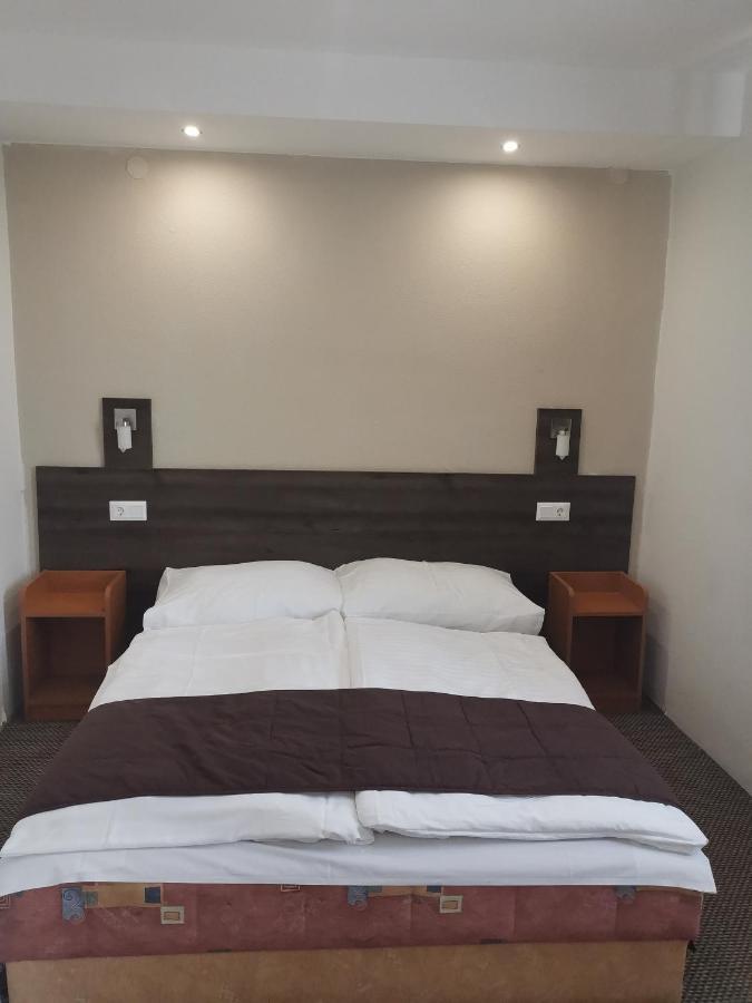 Hotel Tagore Balatonfured Luaran gambar