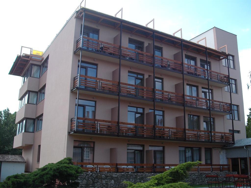 Hotel Tagore Balatonfured Luaran gambar