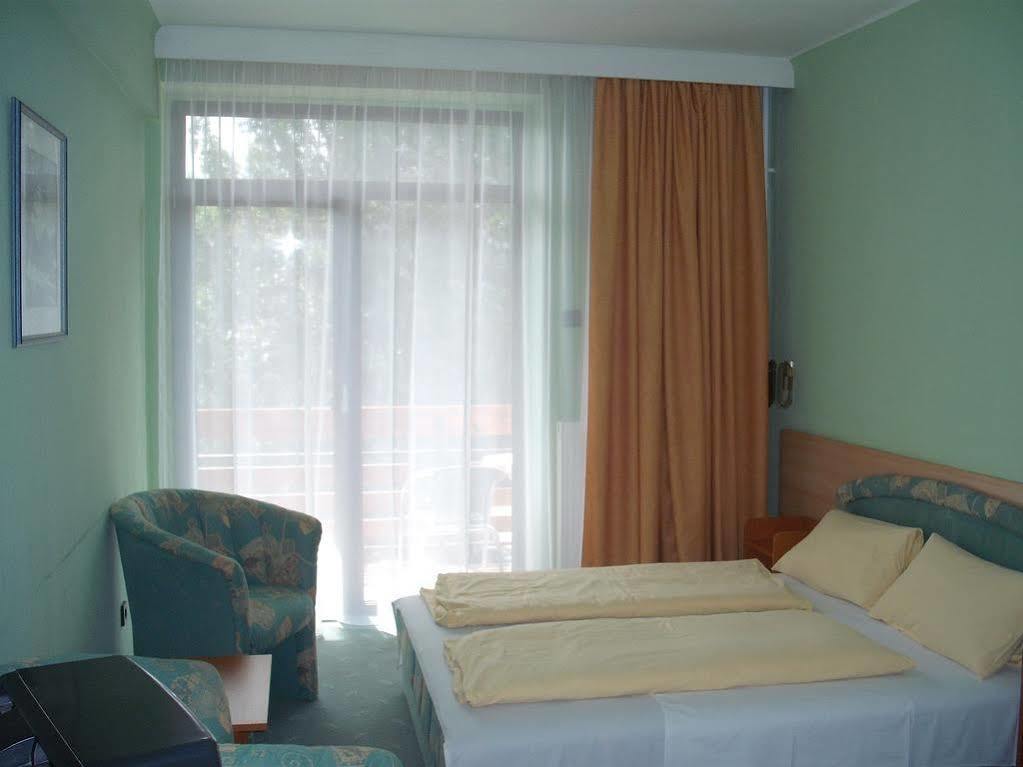 Hotel Tagore Balatonfured Luaran gambar