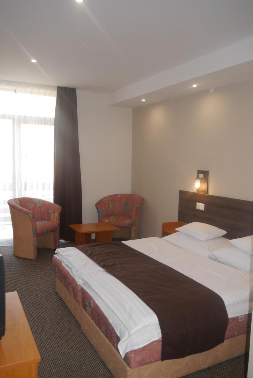 Hotel Tagore Balatonfured Luaran gambar