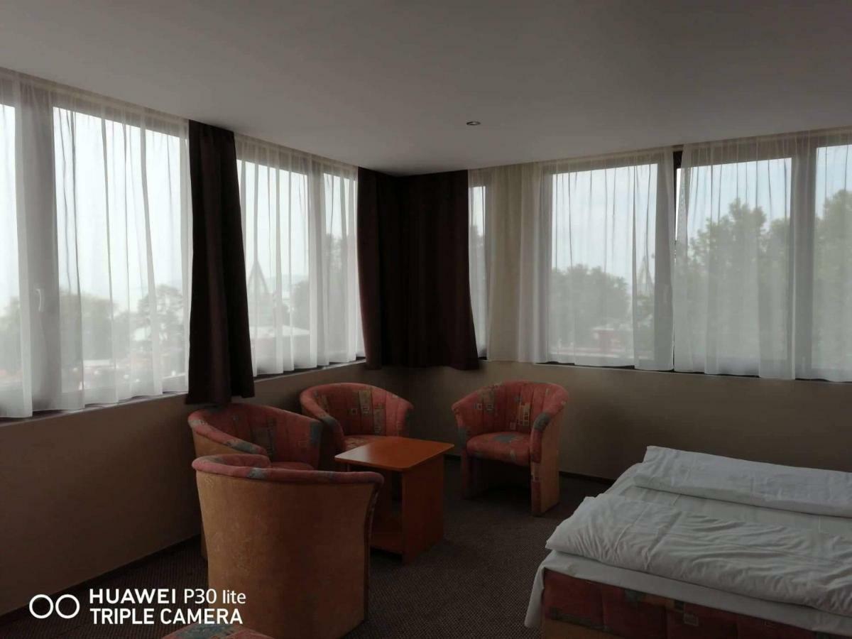 Hotel Tagore Balatonfured Luaran gambar